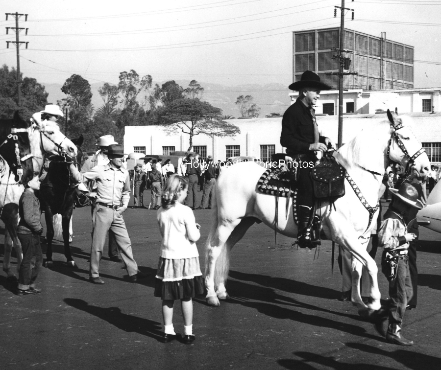 Hopalong Cassidy 1939.jpg